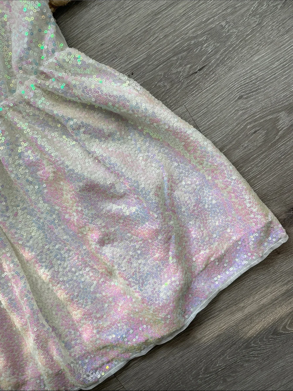 H&M White Iridescent Sequin Girls' Party Dress~size 8/9 years